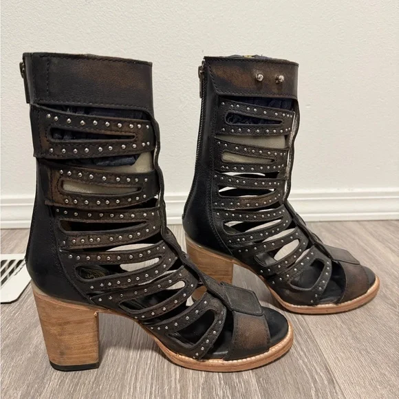 Freebird Lotus Studded Black and Brown Women's Heeled Sandals - Picture 4 of 11